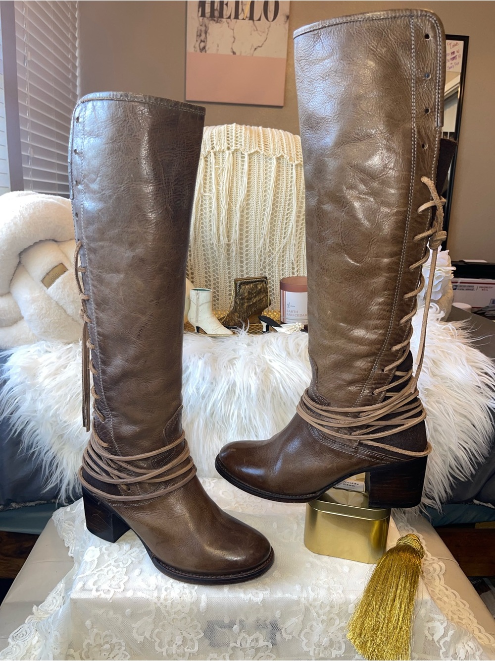 Freebird by Steven EUC Coal Leather Boots in Stone Colorway MSRP$395